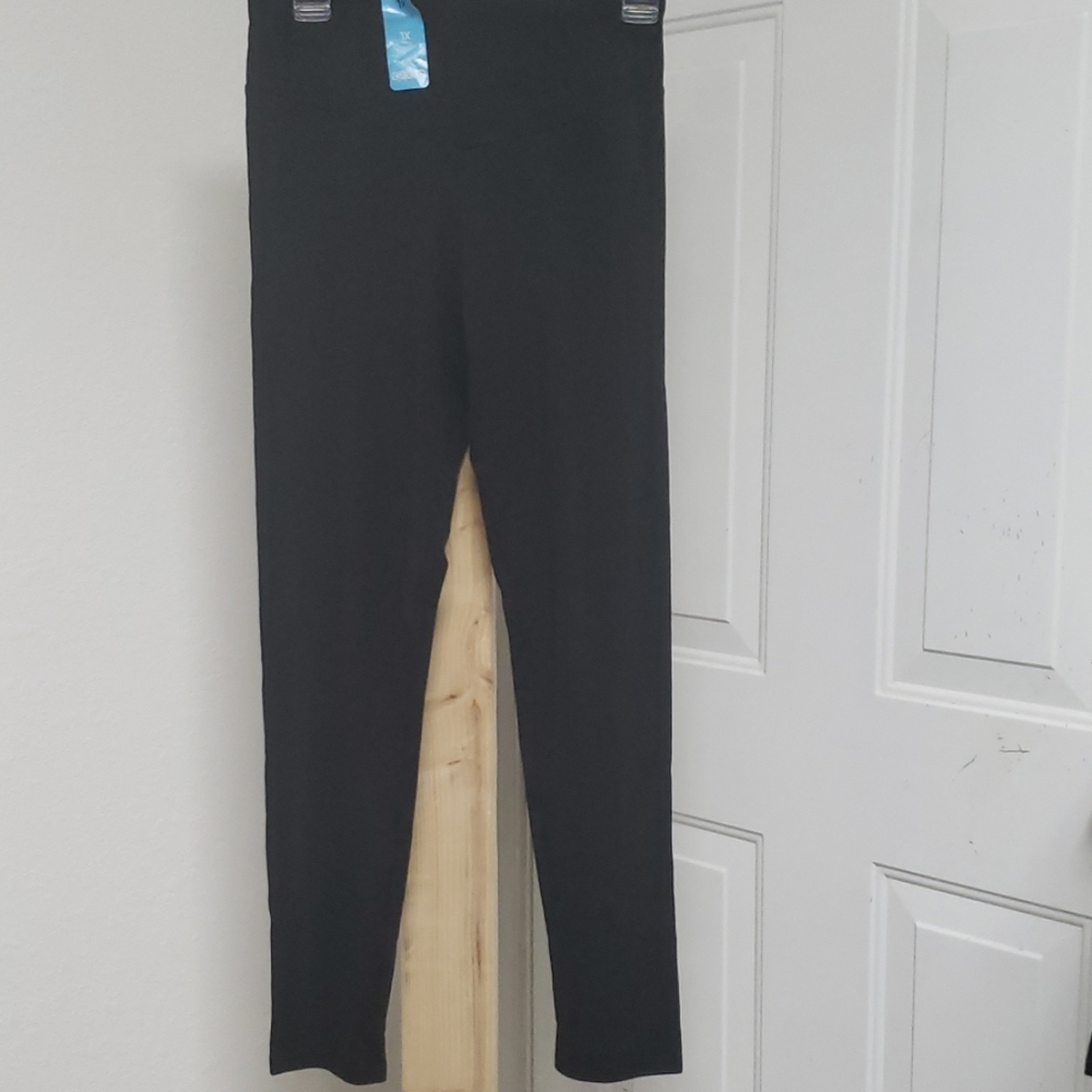 Chelsie yoga crop pant size Xl